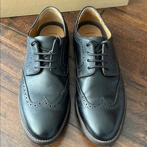 Johnston & Murphy Black Leather Oxfords